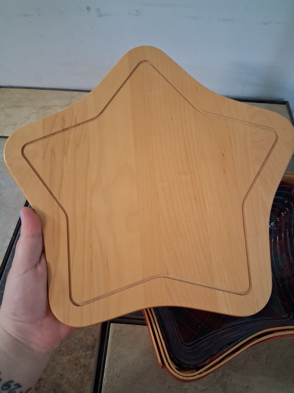 Longaberger Red and Natural Shining Star Basket - Picture 9 of 9